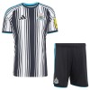 Conjunto Newcastle United Primera Equipación 2026-27 - Niño Conjunto Newcastle United Primera Equipación 2026-27 - Niño